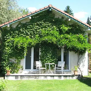 https://le-nid-douillet.midi-pyreneeshotels.com